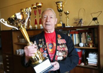 Поздравляем с днем рождения Познянского К. М.