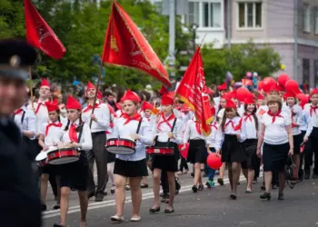 Иркутск! Приглашаем на Торжественное Шествие и Праздничную Линейку, посвященные Дню Пионерии!