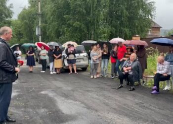 «Жил как герой и погиб как герой»: В Иркутске увековечили память павшего в Авдеевке Руслана Мухаметдинова